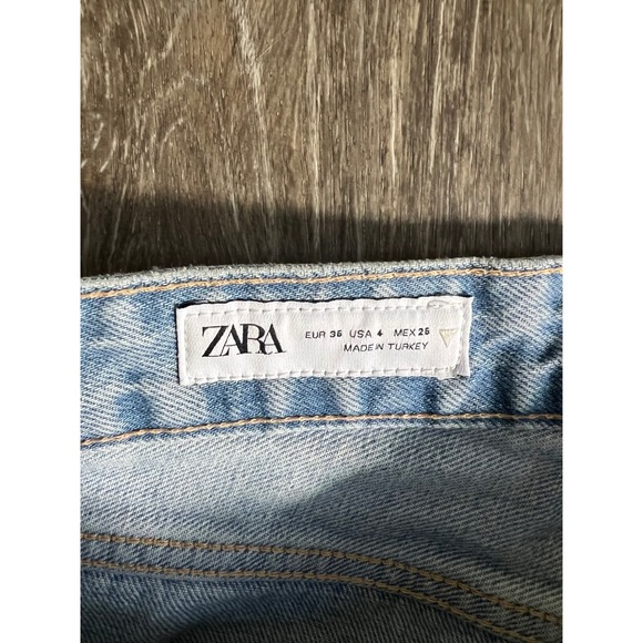 ZARA High Rise Wide Leg Distressed Light Wash Denim Jeans Women Size 4 - Picture 2 of 7